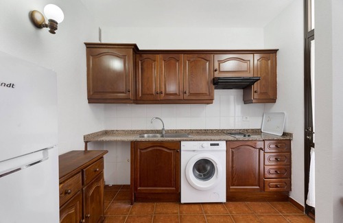 Playa de Santiago Apartment | Apartment 'Bonita Apto Nieves' with Mountain View, Wi-Fi and Air Conditioning