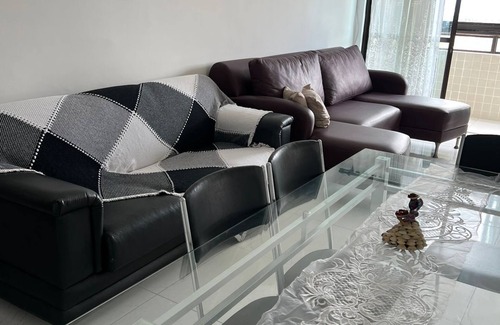 Maracana Apartment | Apartment by the sea