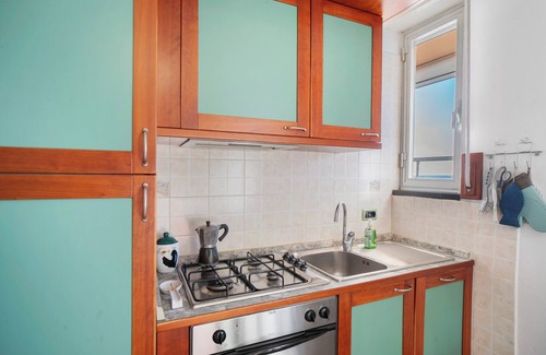 Lavina Apartment | Apartment 'Cadorna Fronte Mare' with Sea View, Wi-Fi and Air Conditioning