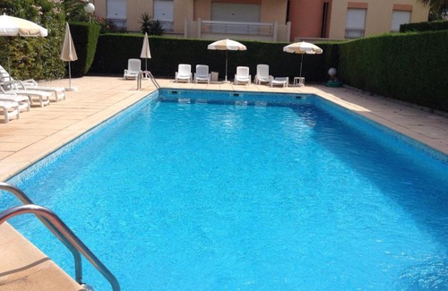 Riou - Petit Juas - Av de Grasse Apartment | Apartment Cannes Parc by Interhome