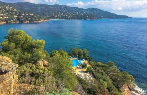 Cavaliere Beach Apartment | Apartment Cap Négre - Domaine de la Pinède-4 by Interhome