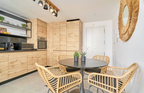 El Morche Apartment | Apartment 'Casa De La Luz' with Sea View, Wi-Fi and Air Conditioning