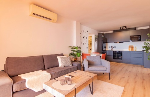 Caleta de Velez Apartment | Apartment 'Casa Pueblo Andaluz' with Sea View, Wi-Fi and Air Conditioning