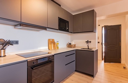 Caleta de Velez Apartment | Apartment 'Casa Pueblo Andaluz' with Sea View, Wi-Fi and Air Conditioning