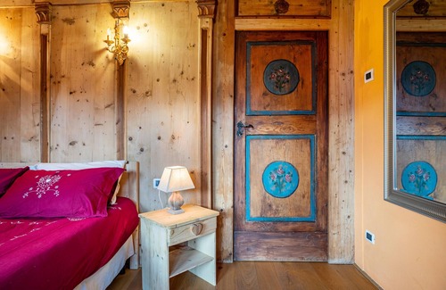 Carano Apartment | Apartment 'Casa Francesca' with Mountain View, Private Terrace and Wi-Fi