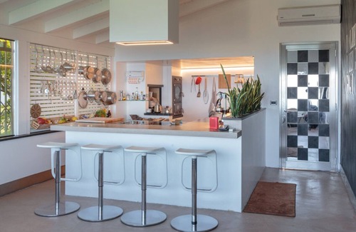 Lavagna Apartment | Apartment Casa Lorenzo with Sea View, Shared Garden, Air Conditioning and Wi-Fi