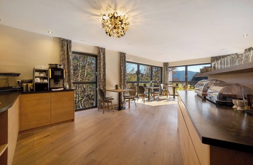 Avelengo Apartment | Apartment 'Christine Panoramasuite' with Mountain View, Private Terrace and Wi-Fi