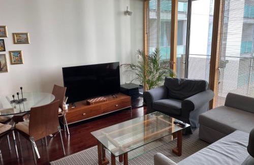 North Wall Apartment | Apartment close to Convention Centre