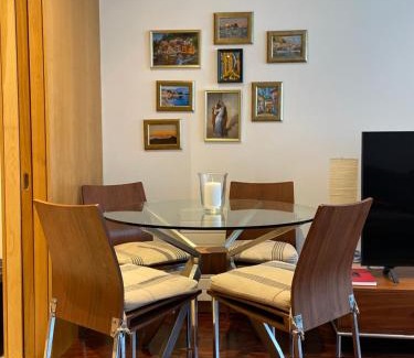 North Wall Apartment | Apartment close to Convention Centre