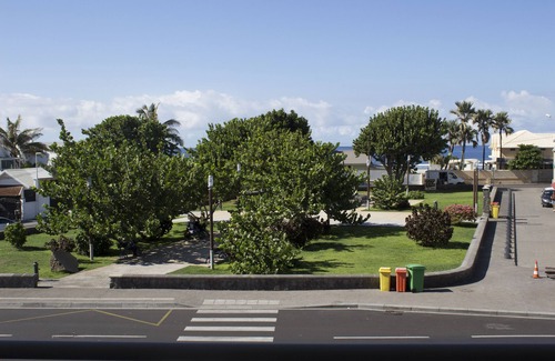 Centre-Ville Apartment | apartment close to lagoon of saint-pierre