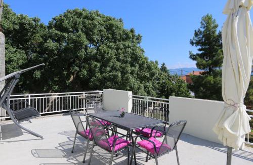 Polje Apartment | Apartment DamirK