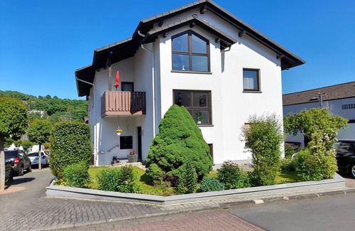 Bad Soden-Salmuenster Apartment | Apartment 'Karolina 1' with Mountain View, Shared Terrace and Wi-Fi