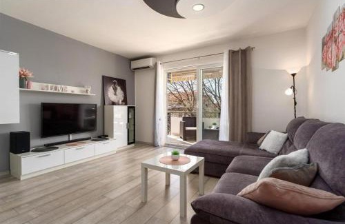 Porec Apartment | Apartment Dinora