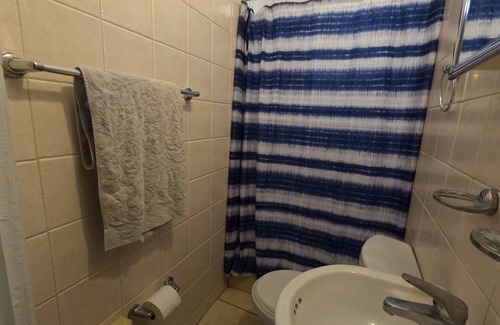 Ponce Centro Apartment | Apartment Double Bed- Sleeps 2 - Free WIFI