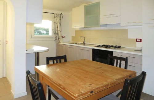 Baja Sardinia Apartment | Apartment Ea Bianca in Baia Sardinia - 6 persons, 2 bedrooms
