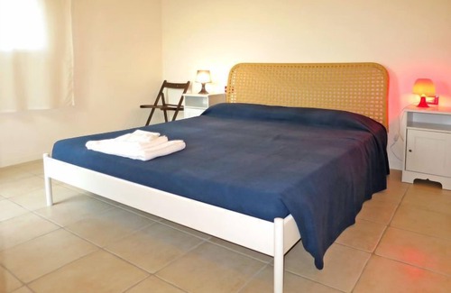 Baja Sardinia Apartment | Apartment Ea Bianca in Baia Sardinia - 6 persons, 2 bedrooms