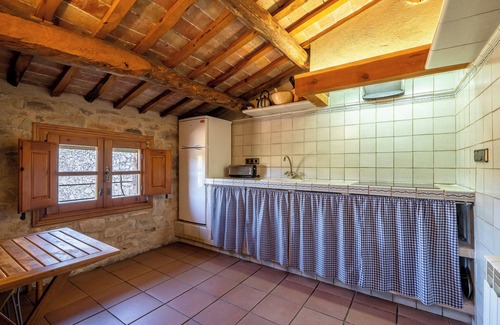 Conesa Apartment | Apartment 'El Clos 3' with Mountain Views, Private Terrace and Wi-Fi