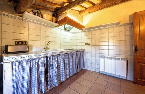 Conesa Apartment | Apartment 'El Clos 3' with Mountain Views, Private Terrace and Wi-Fi