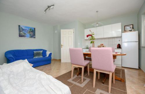 Vrvari Apartment | Apartment Emilija