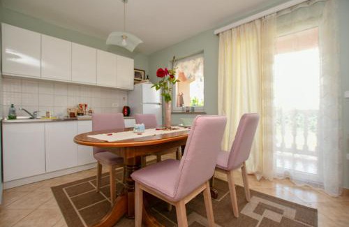 Vrvari Apartment | Apartment Emilija