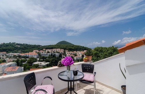 Dubrovnik Apartment | Apartment Emma - Two Bedroom Apartment with Balcony and Sea View