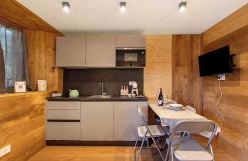 Entreves Apartment | Apartment 'Entrèves' with Mountain View and Wi-Fi