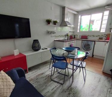Collblanc y La Torrassa Apartment | Apartment Barca 1 Camp Nou
