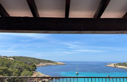 Portinatx Apartment | Apartment in A Hotel '5personas Vista Mar' with Sea View, Wi-Fi and Air Conditioning