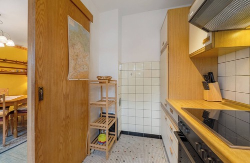 Hundheim Apartment | Apartment 'Ferienhaus Störzel - Wohnung A' with Private Terrace and Wi-Fi