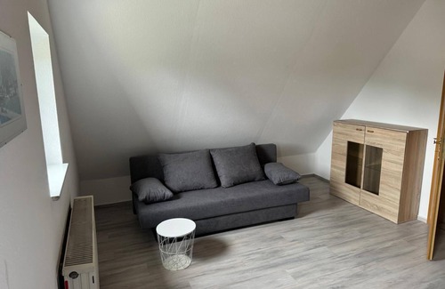 Waltersdorf Apartment | Apartment 'Ferienwohnung Auf Der Heide' with Shared Terrace, Shared Garden and Wi-Fi