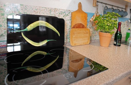 Rostock Apartment | Apartment 'Ferienwohnung Elisabeth' with Wi-Fi
