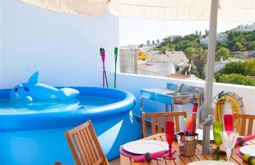 Carvoeiro Apartment | Apartment 'Fernandes' with Mountain View, Wi-Fi and Air Conditioning
