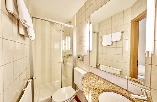 Heiligenberg Apartment | Apartment 'Fewo 1' with Shared Terrace, Balcony and Wi-Fi