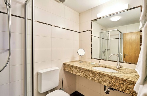 Heiligenberg Apartment | Apartment 'Fewo 4' with Shared Terrace and Wi-Fi