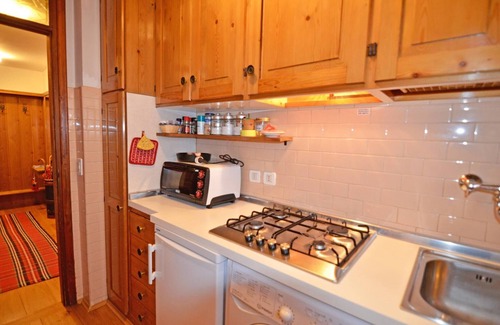 Cortina d'Ampezzo Historic Centre Apartment | Apartment for a relaxing stay in the Dolomites