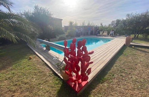 La Garde-Freinet Apartment | Apartment for 4 people with garden and pool, located in the heart of the Massif des Maures