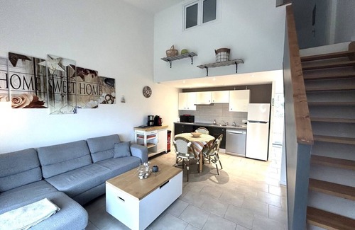 La Garde-Freinet Apartment | Apartment for 4 people with garden and pool, located in the heart of the Massif des Maures