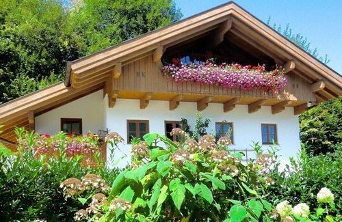 Rottau House | Apartment for up to 6 people, 120 sqm, 2 separate bedrooms, sofa bed, TV, WLAN, terrace