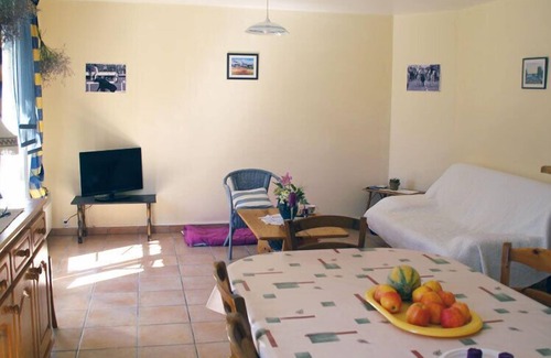 St.-Remy-de-Provence Other | Apartment in a quiet part of a farmhouse, with enclosed garden