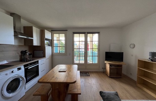 Bourgenay Apartment | Apartment 'Le Soleil' with Lake View, Shared Pool