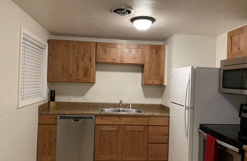 Rexburg Apartment | Apartment, Free Breakfast, Close by Rexburg Temple & BYUI. Parks. Yellowstone.