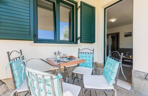 Jurandvor Apartment | Apartment Garden No.1 with Pool - Jurandvor, Baska