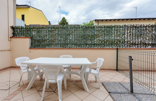 Calenzano Apartment | Apartment "Giada" with Private Terrace & Wi-Fi