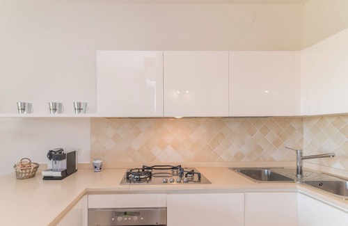 Baia Caddinas Apartment | Apartment 'Golfo Aranci - Gli Orizzonti 26' with Sea View, Private Terrace and Air Conditioning
