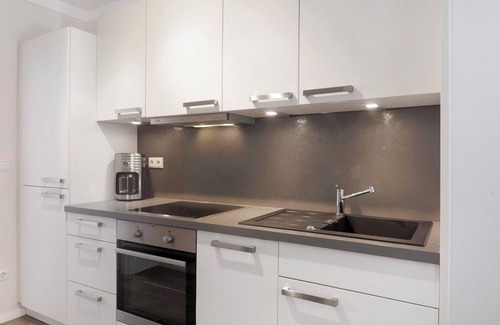 Balve Apartment | Apartment 'Halla' with Private Terrace, Shared Garden and Wi-Fi