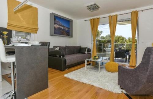 Bidol Apartment | Apartment Hani 1 - One Bedroom Apartment With Balcony And Sea View