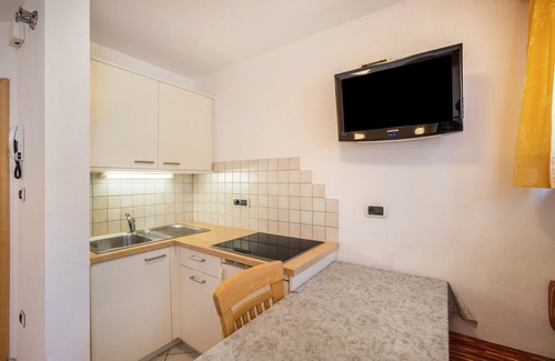 Pfalzen Apartment | Apartment 'Haus Rieder Paul 2' with Mountain View, Shared Garden and Wi-Fi