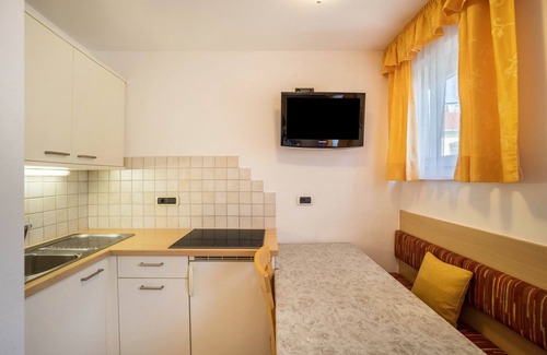Pfalzen Apartment | Apartment 'Haus Rieder Paul 2' with Mountain View, Shared Garden and Wi-Fi