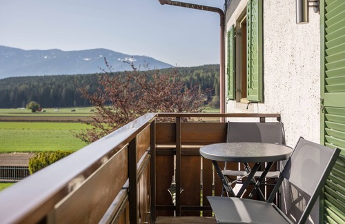 Pfalzen Apartment | Apartment 'Haus Rieder Paul 2' with Mountain View, Shared Garden and Wi-Fi