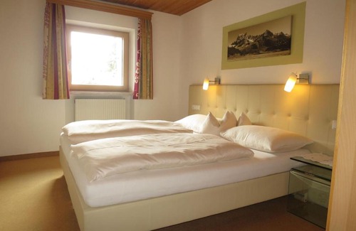 Sankt Anton am Arlberg Apartment | Apartment Hof am Schönbach-2 by Interhome